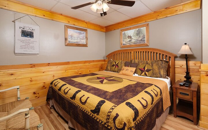 Cabin in Pigeon Forge, US