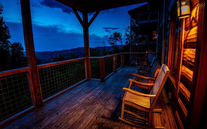 Cabin in Gatlinburg, US