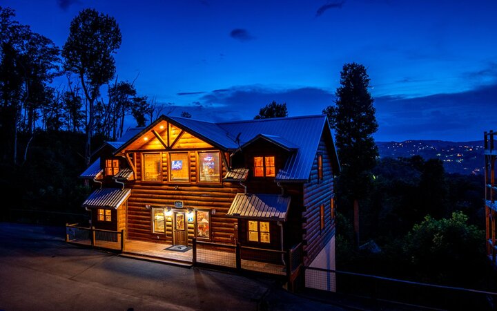 Cabin in Gatlinburg, US