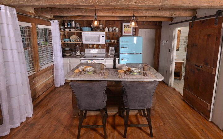 Cabin in Gatlinburg, US