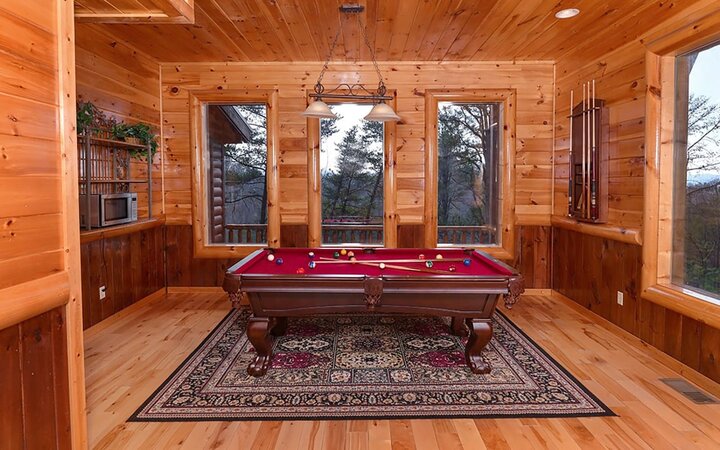 Cabin in Sevierville, US