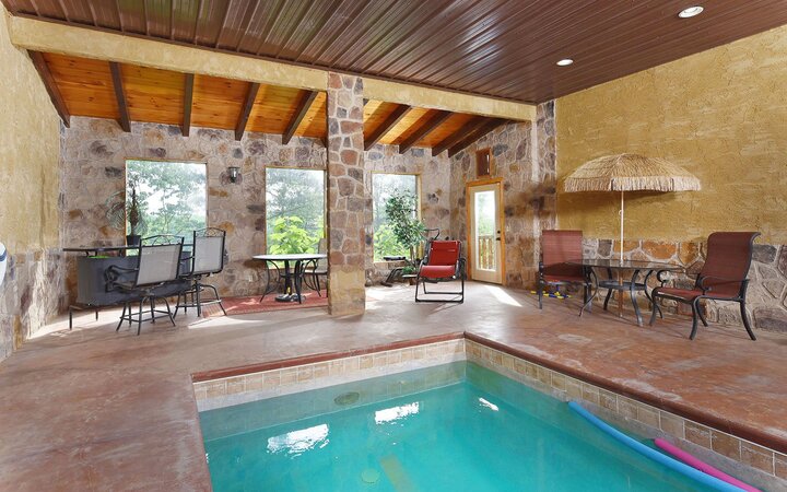 Cabin in Sevierville, US