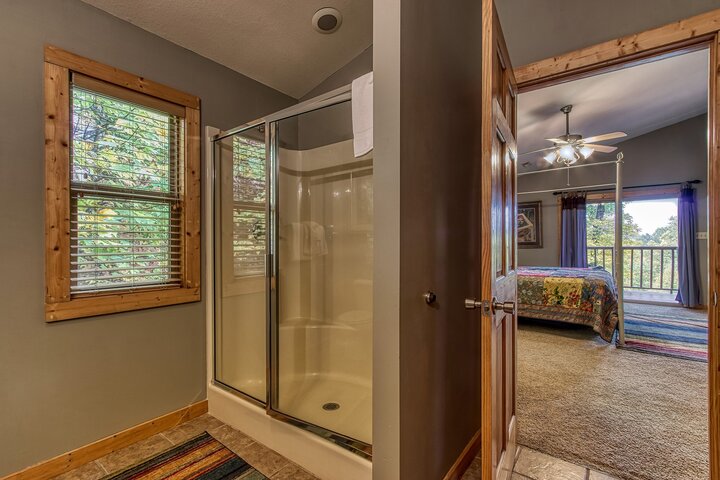 Cabin in Gatlinburg, US