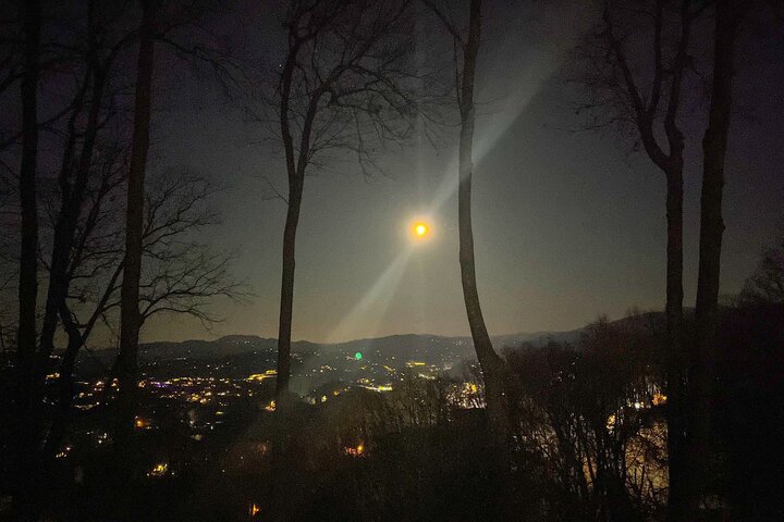 Cabin in Gatlinburg, US