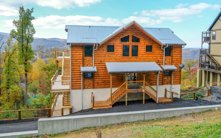 Cabin in Gatlinburg, US
