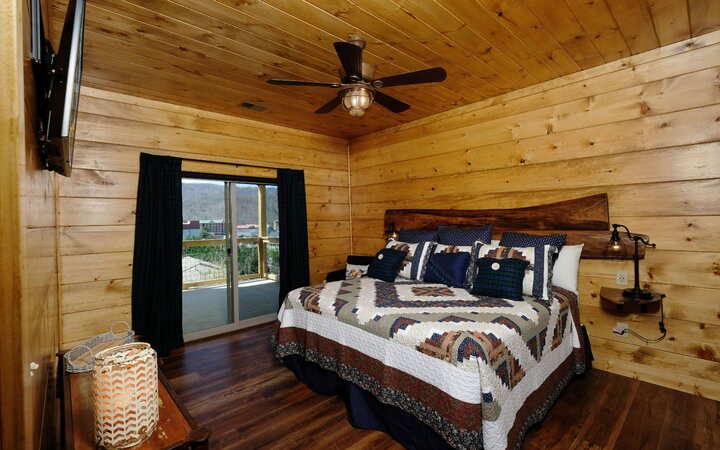 Cabin in Gatlinburg, US