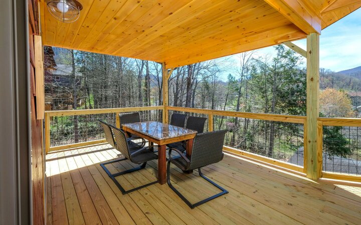 Cabin in Gatlinburg, US