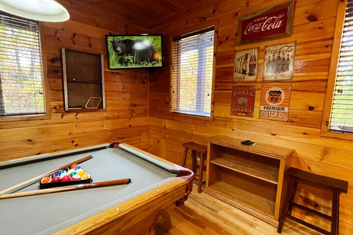 Cabin in Gatlinburg, US