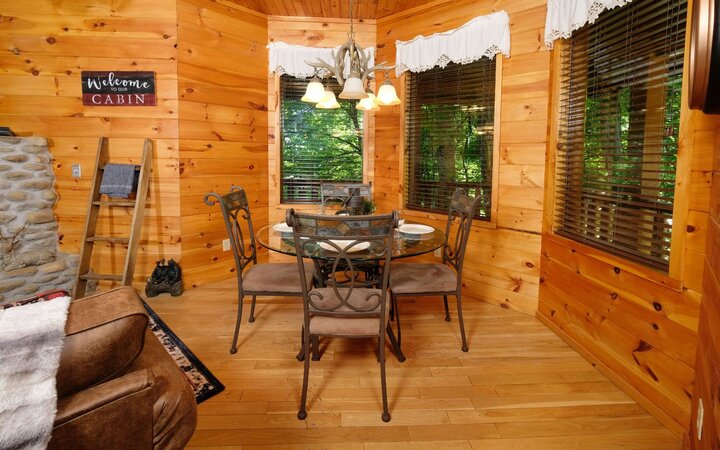 Cabin in Gatlinburg, US