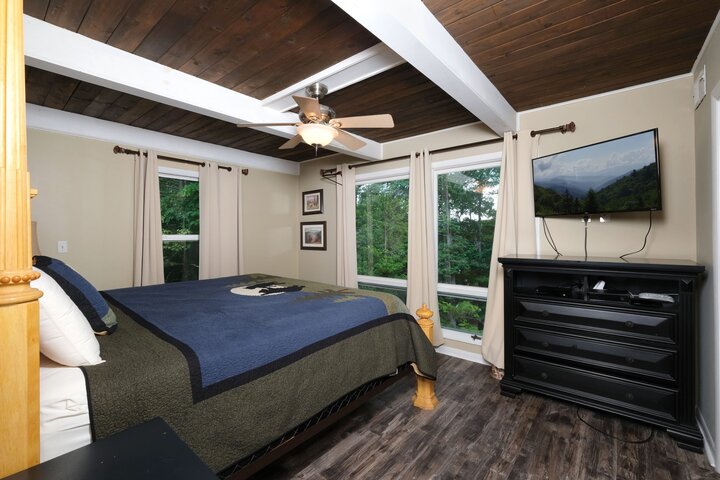 Cabin in Gatlinburg, US