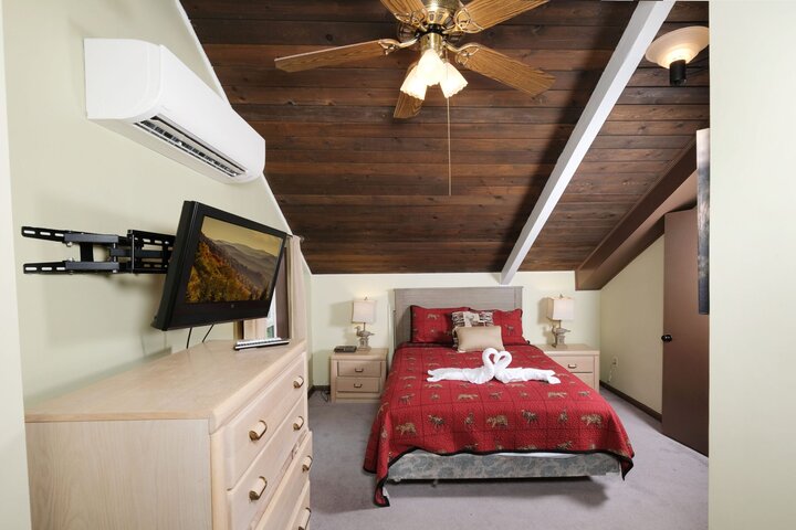 Cabin in Gatlinburg, US