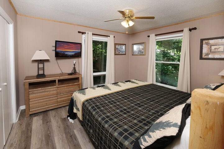 Cabin in Gatlinburg, US