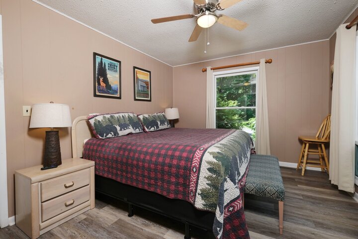 Cabin in Gatlinburg, US