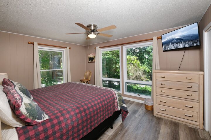 Cabin in Gatlinburg, US