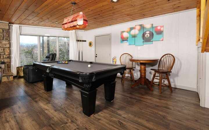 Cabin in Gatlinburg, US