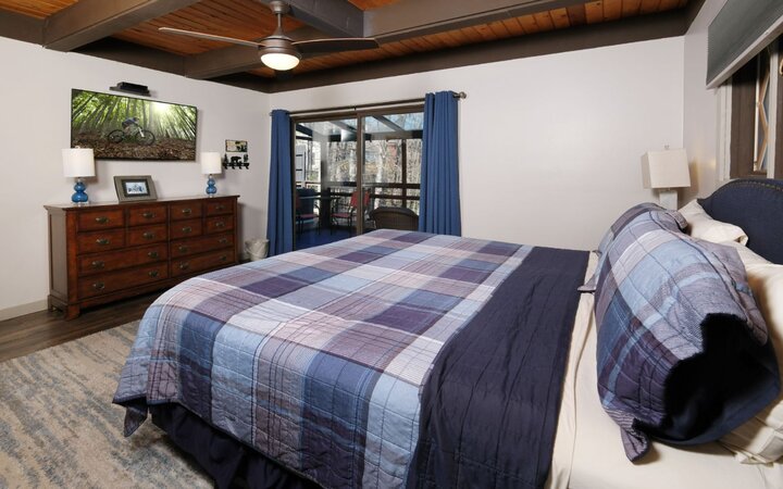 Cabin in Gatlinburg, US