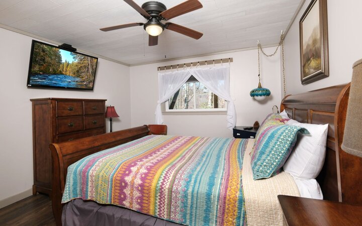 Cabin in Gatlinburg, US