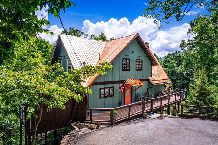 Cabin in Gatlinburg, US