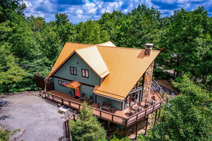 Cabin in Gatlinburg, US