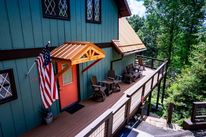 Cabin in Gatlinburg, US