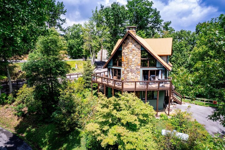 Cabin in Gatlinburg, US