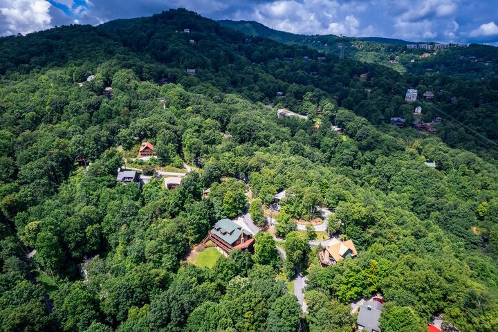 Cabin in Gatlinburg, US