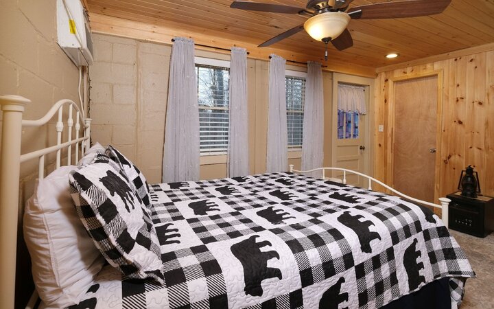 Cabin in Gatlinburg, US