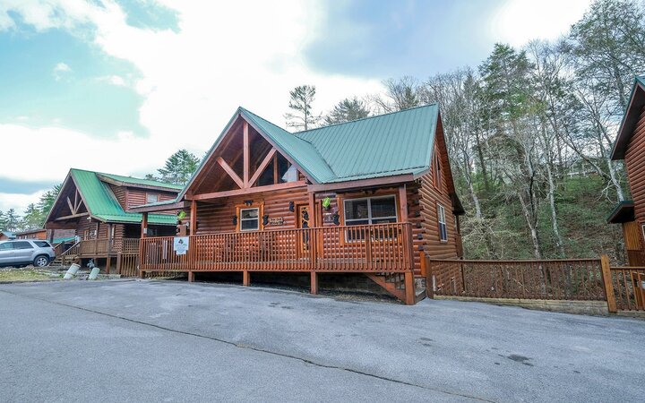 Cabin in Pigeon Forge, US