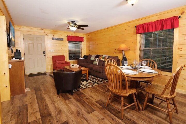 Cabin in Gatlinburg, US