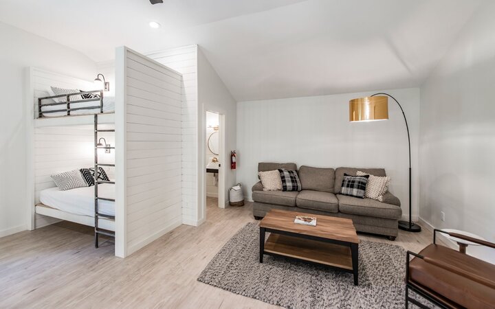 Cabin in Gatlinburg, US