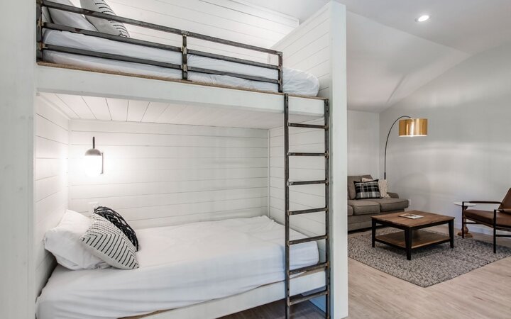 Cabin in Gatlinburg, US