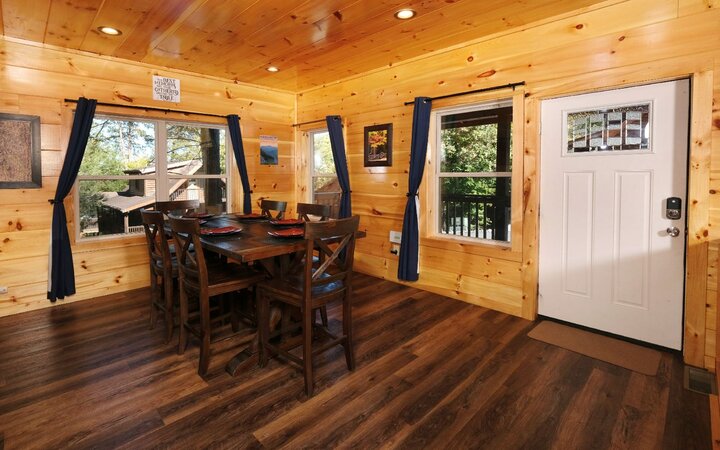 Cabin in Pigeon Forge, US