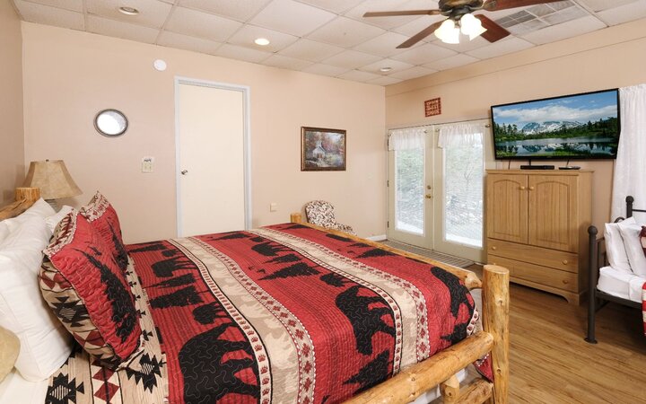 Cabin in Pigeon Forge, US