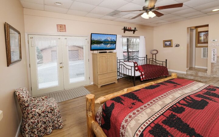 Cabin in Pigeon Forge, US