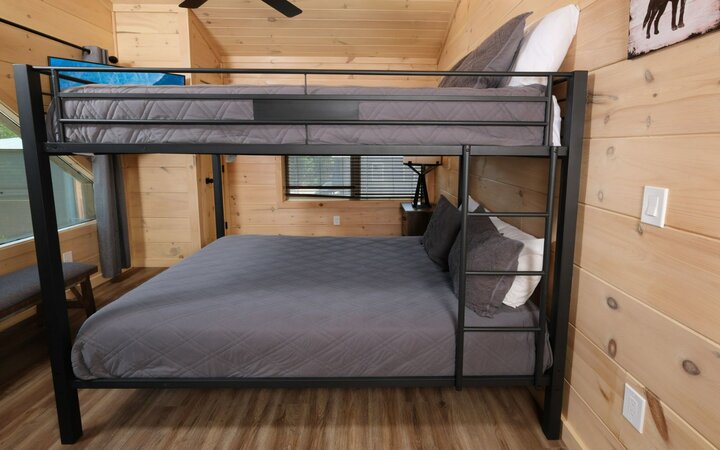 Cabin in Pigeon Forge, US