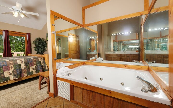 Cabin in Pigeon Forge, US