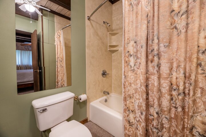 Cabin in Gatlinburg, US