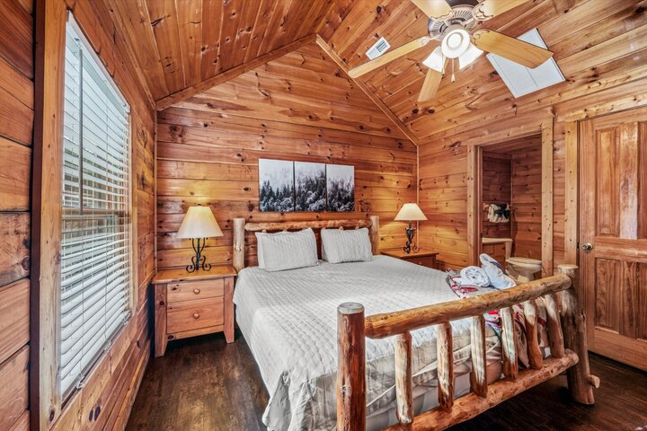 Cabin in Pigeon Forge, US