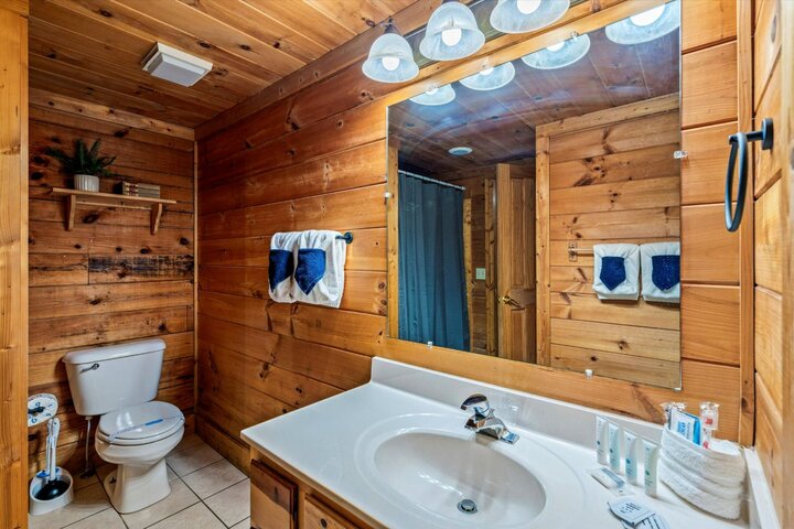 Cabin in Pigeon Forge, US