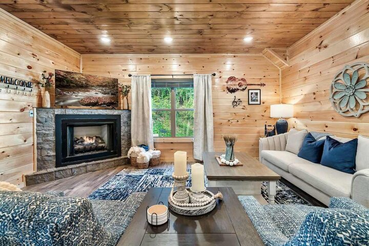 Cabin in Pigeon Forge, US