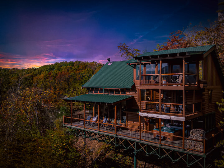 Cabin in Sevierville, US