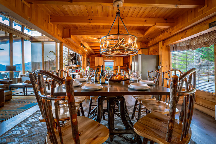 Cabin in Sevierville, US