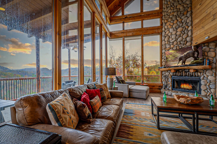 Cabin in Sevierville, US