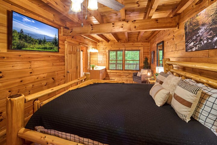 Cabin in Pigeon Forge, US