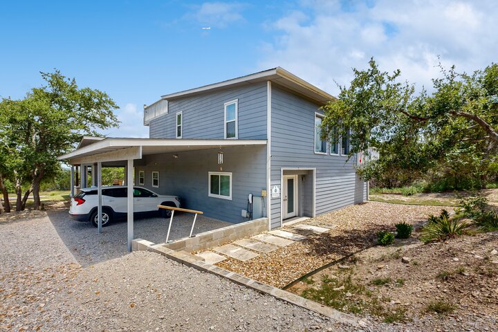 House in Dripping Springs, US