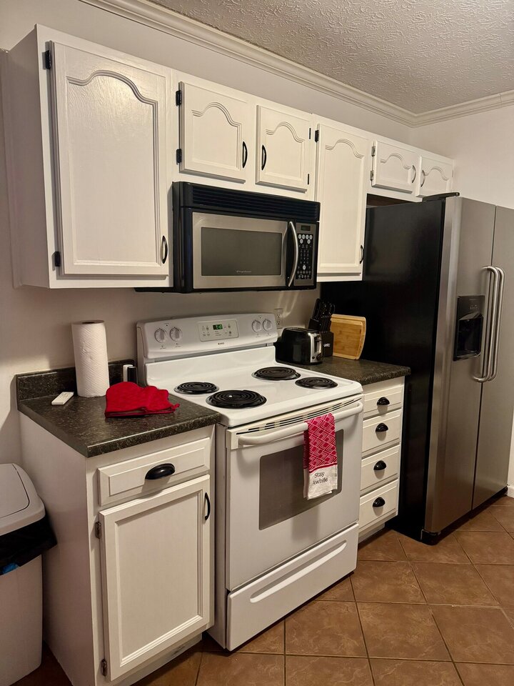 Home in Saint Robert, US