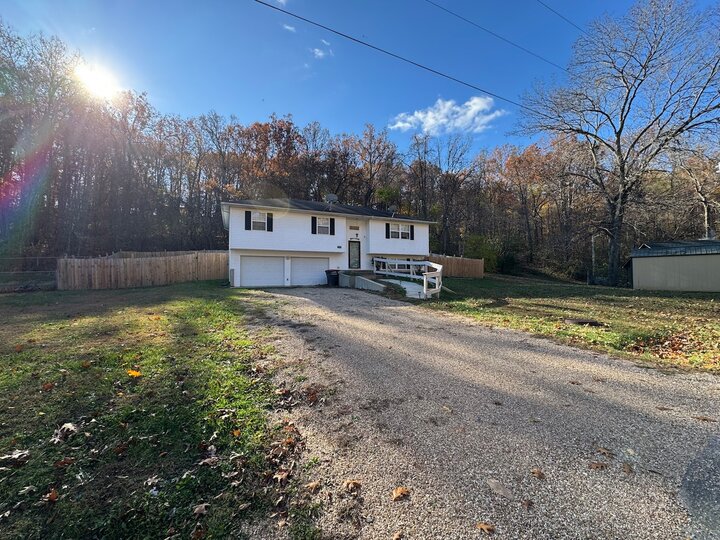 Home in Saint Robert, US