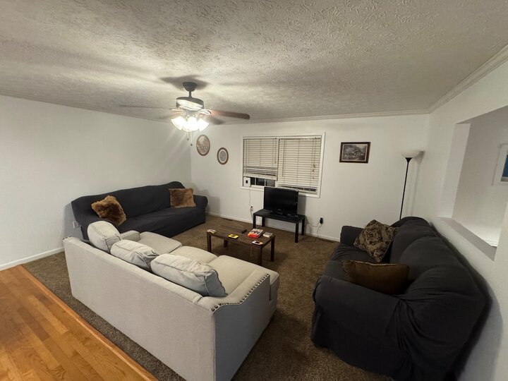 Home in Saint Robert, US