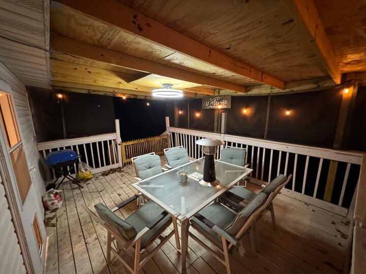 Home in Saint Robert, US