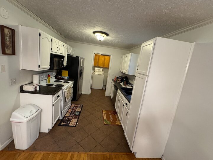 Home in Saint Robert, US